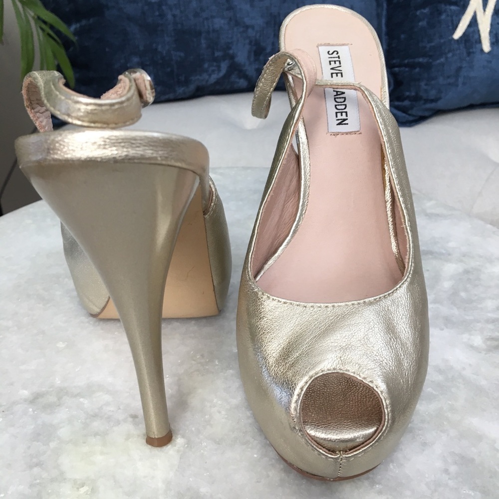 Steve Madden Allude Leather Platform Heels